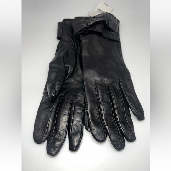 NEW elegant $49 Genuine Black Real Leather Gloves Ruffle women’s Medium winter - Picture 5 of 6